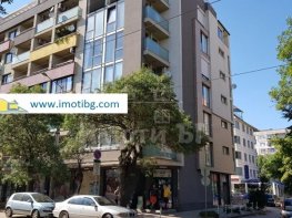 For Sale Office in residential building Sofia Zona B-18 317000 EUR