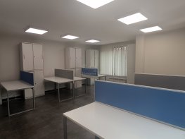 Под Наем Офис в Офис Сгради София Център  -  1250 EUR