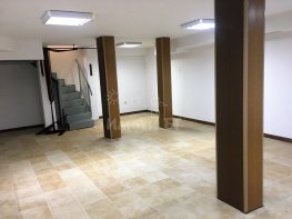 Под Наем Офис в Жилищни Сгради София Зона Б-18  500 EUR