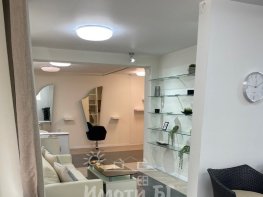Продава Офис в Жилищни Сгради София Иван Вазов   -  204998 EUR