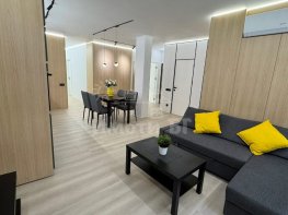 Под Наем Четиристаен Апартамент  София Оборище  -  1400 EUR