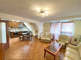 Под Наем Тристаен Апартамент  София Център  -  720 EUR