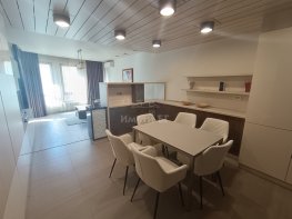 Под Наем Тристаен Апартамент  София Изток   -  1400 EUR